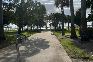 810 Lake Shore Dr, West Palm Beach, FL 33403 - Photo 33