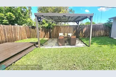 5629 SW 40th St, West Park, FL 33023 - Photo 29