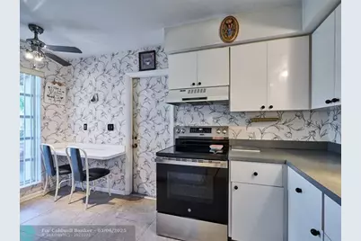 7708  Margate Boulevard, Margate, FL 33063 - Photo 13