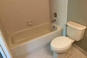 2106 NE 44th St, Lighthouse Point, FL 33064 - Photo 19