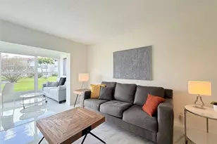 4706 NW 36th St, Lauderdale Lakes, FL 33319 - Photo 17