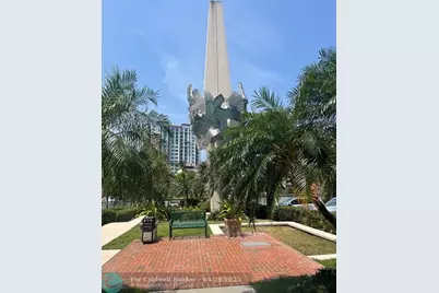 300  Bayview Dr, Unit #1809, Sunny Isles Beach, FL 33160 - Photo 1