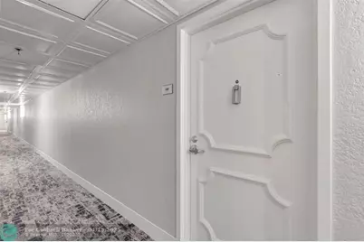 899  Jeffery St, Unit #109, Boca Raton, FL 33487 - Photo 5