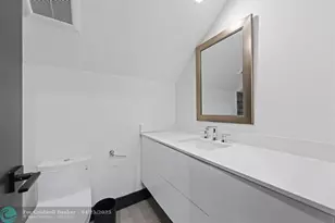 17531 SW 68th Ct, Southwest Ranches, FL 33331 - Photo 31