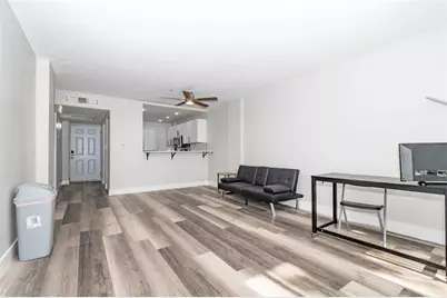 119  Royal Park Dr, Unit #4H, Oakland Park, FL 33309 - Photo 13