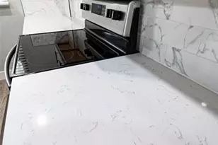 119 Royal Park Dr Unit, Oakland Park, FL 33309 - Photo 7