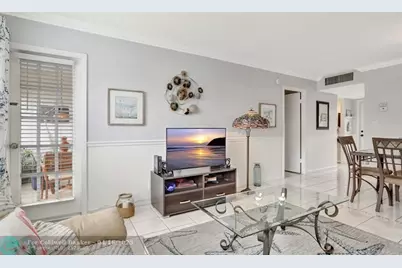 4451 NW 16th St, Unit #208, Fort Lauderdale, FL 33313 - Photo 11