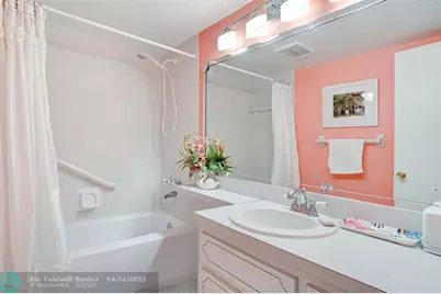 1332  Bayview Dr, Unit #203, Fort Lauderdale, FL 33304 - Photo 13