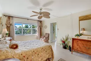 1332 Bayview Dr, Fort Lauderdale, FL 33304 - Photo 11