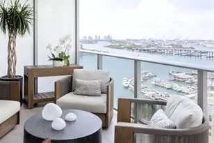 488 NE 18th St, Miami, FL 33132 - Photo 15