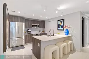 488 NE 18th St, Miami, FL 33132 - Photo 3