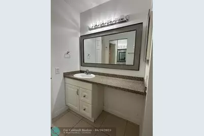 9401  Lime Bay Blvd, Unit #115, Tamarac, FL 33321 - Photo 11