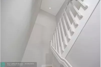 17624 SW 149th Pl, Miami, FL 33187 - Photo 13