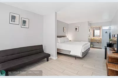 2520  Stirling Rd, Hollywood, FL 33020 - Photo 9