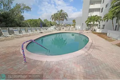 2860 NE 14th St, Unit #103 D, Pompano Beach, FL 33062 - Photo 7