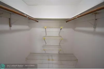 3051  Sunrise Lakes Dr, Unit #311, Sunrise, FL 33322 - Photo 17