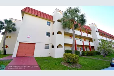 3051  Sunrise Lakes Dr, Unit #311, Sunrise, FL 33322 - Photo 1