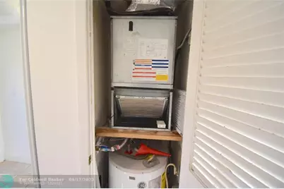 3051  Sunrise Lakes Dr, Unit #311, Sunrise, FL 33322 - Photo 19