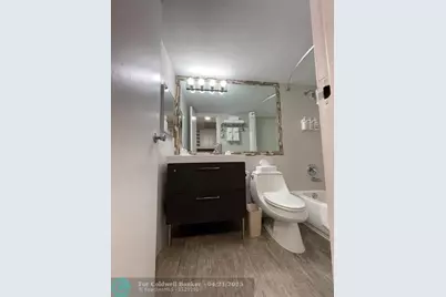 19201  Collins Ave, Unit #1122, North Miami Beach, FL 33160 - Photo 13