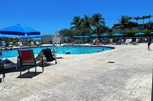 19201 Collins Ave, North Miami Beach, FL 33160 - Photo 25