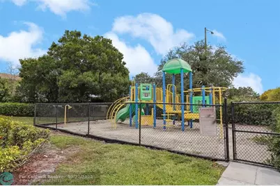 5051  Wiles Rd, Unit #201, Coconut Creek, FL 33073 - Photo 39