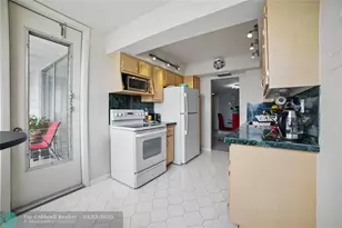 100 Golden Isles Dr, Hallandale Beach, FL 33009 - Photo 19