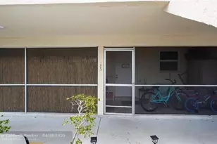 5377 SW 40th Ave, Fort Lauderdale, FL 33314 - Photo 3