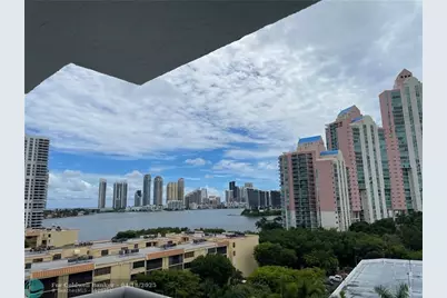 3300 NE 192 St, Unit #1015, Aventura, FL 33180 - Photo 17