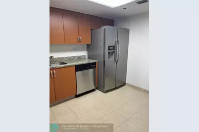 3300 NE 192 St, Unit #1015, Aventura, FL 33180 - Photo 11