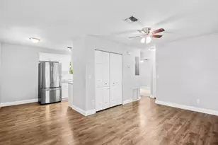 1325 17th Ct, Vero Beach, FL 32962 - Photo 3