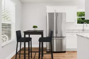 1325 17th Ct, Vero Beach, FL 32962 - Photo 9