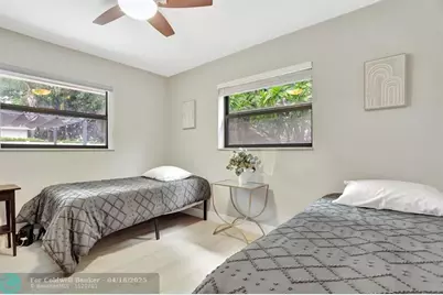 1035 NW 5th Ave, Boca Raton, FL 33432 - Photo 29