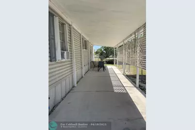 8540 SW 23rd Pl, Davie, FL 33324 - Photo 3