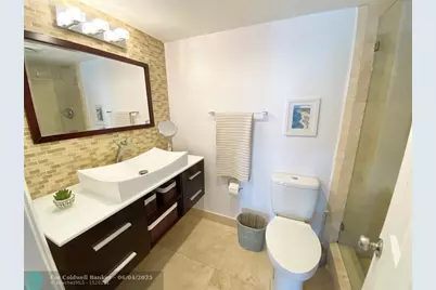 3000 E Sunrise Blvd, Unit #3C, Fort Lauderdale, FL 33304 - Photo 9