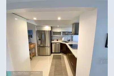 3000 E Sunrise Blvd, Unit #3C, Fort Lauderdale, FL 33304 - Photo 3