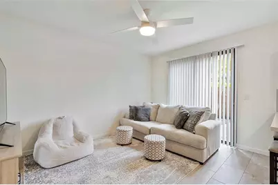 4990  Loebner Ter, Davie, FL 33314 - Photo 7