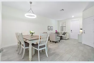 4990  Loebner Ter, Davie, FL 33314 - Photo 3