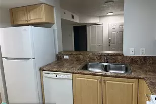 529 E Sheridan St, Dania Beach, FL 33004 - Photo 3