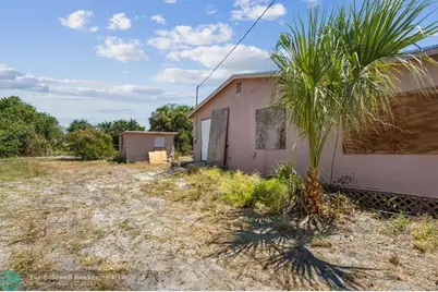 4250  29th Ave, Vero Beach, FL 32967 - Photo 5