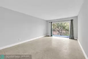 3050 Sunrise Lakes Dr Unit, Sunrise, FL 33322 - Photo 9