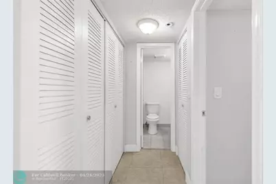 3050  Sunrise Lakes Dr, Unit #307, Sunrise, FL 33322 - Photo 15