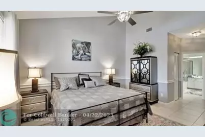 402 E Sea Oats Dr, Unit #E, Juno Beach, FL 33408 - Photo 19