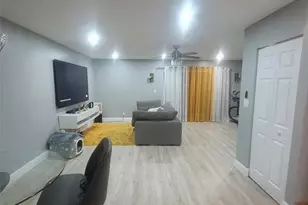 9210 NW 14th St, Hollywood, FL 33024 - Photo 11