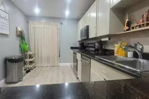 9210 NW 14th St, Hollywood, FL 33024 - Photo 15