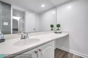 4001 S Ocean Dr, Hollywood, FL 33019 - Photo 15