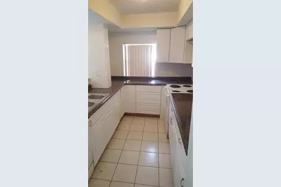 9101 NW 38th Dr, Coral Springs, FL 33065 - Photo 7