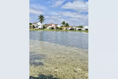 1960 NW 188th Ave, Pembroke Pines, FL 33029 - Photo 29