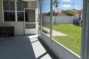 1960 NW 188th Ave, Pembroke Pines, FL 33029 - Photo 27