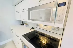 1705 N Riverside Dr, Pompano Beach, FL 33062 - Photo 11