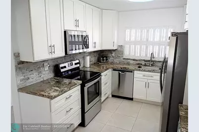 9481  Sunrise Lakes Blvd, Unit #307, Sunrise, FL 33322 - Photo 1